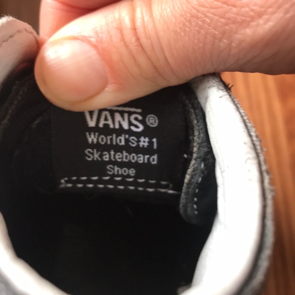 Vans Hi Tops with Shark design size 12.5 kids - Picture 5 of 7